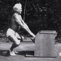 joseph-exercicio-chair